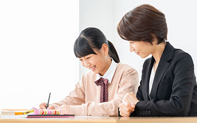 九州家庭教師協会(キューカテ)がすすめる家庭教師活用のコツ3.わからない部分は遠慮なく質問する